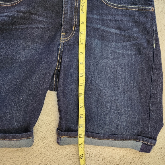 SOLD!!! Levi Strauss Bermuda Shorts, size 10, dark navy blue - Picture 5 of 5